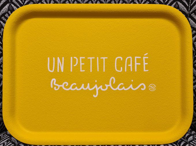 Plateau Un Petit café Beaujolais
